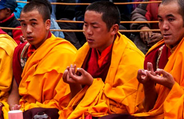 The Ultimate Guide to Mani Rimdu Festival at Tengboche Monastery