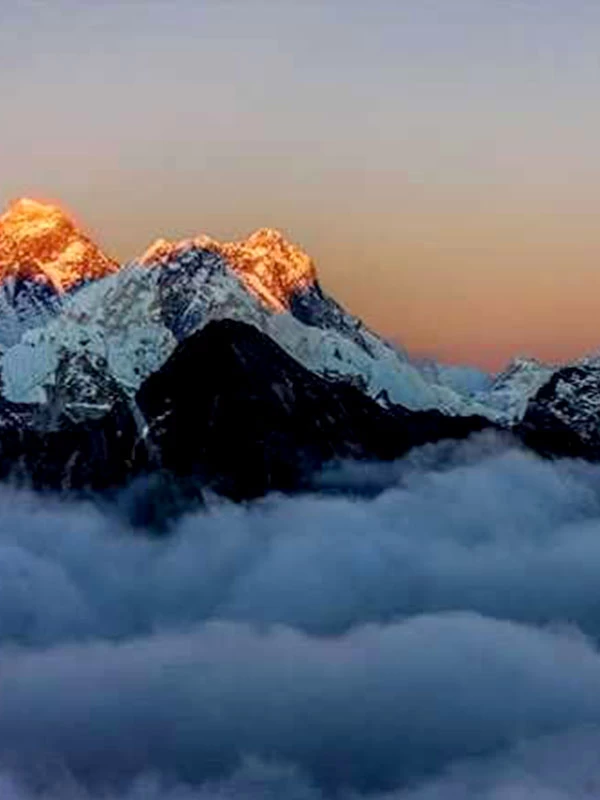 Everest Trips