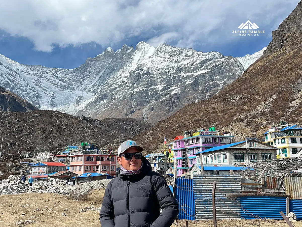 local guide in nepal to hire