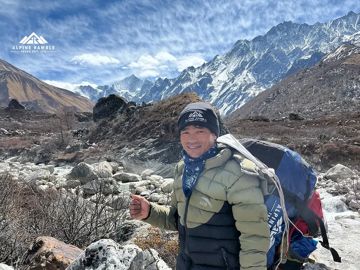 porter for langtang vlaley trek