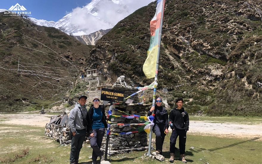 manaslu circuit trek