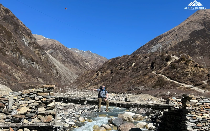 mansaslu trek