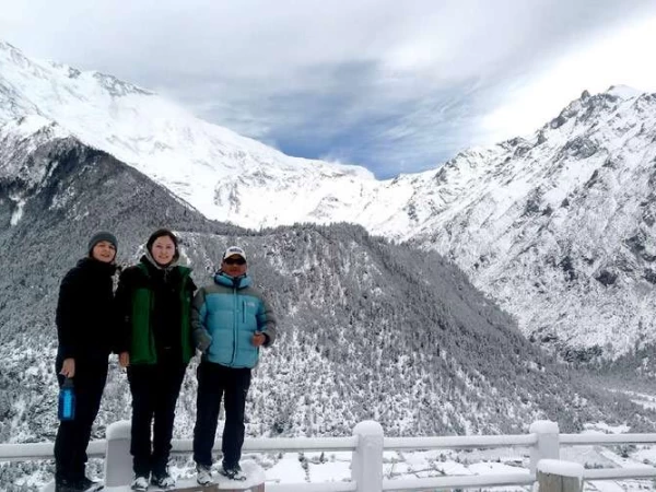 Snow Fall Annapurna