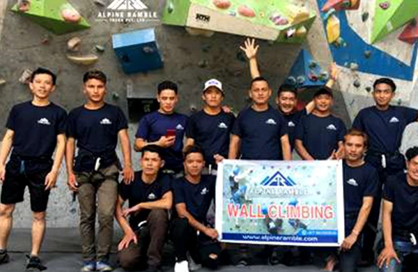 Guide and porter hire costs in Nepal