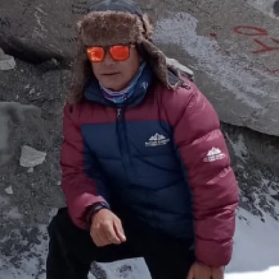 Nir Gurung